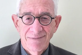 Headshot of Etan Kohlberg