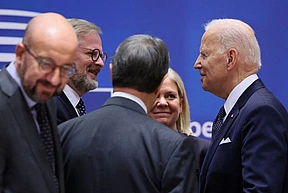 Angelos alternative futures