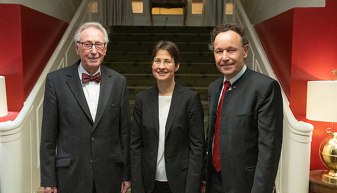 Weinhard Hector Award