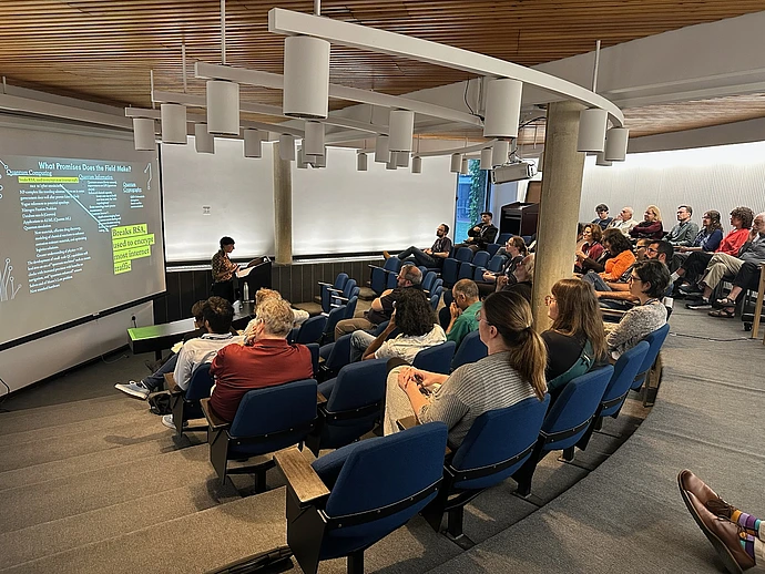 Quantum Glickman, audience view