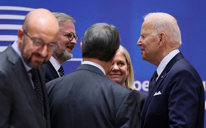 Angelos alternative futures