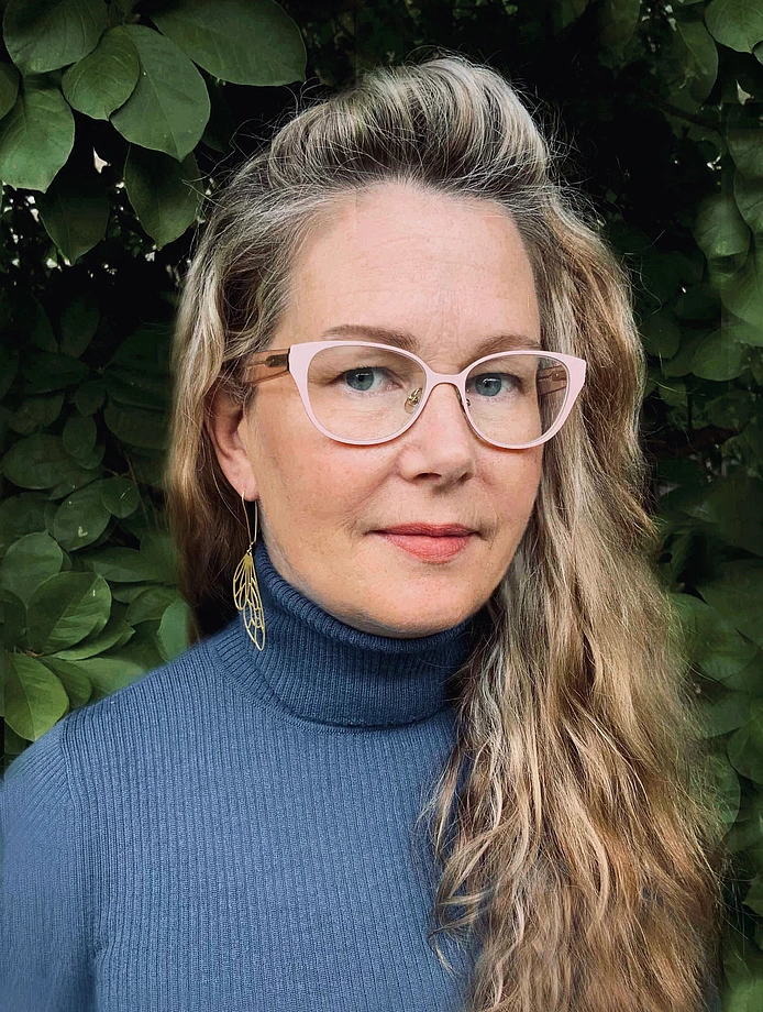 Headshot of Melissa Moreton 