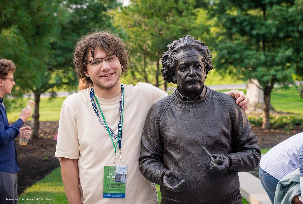 PiTP 2026 Photos with Einstein_6