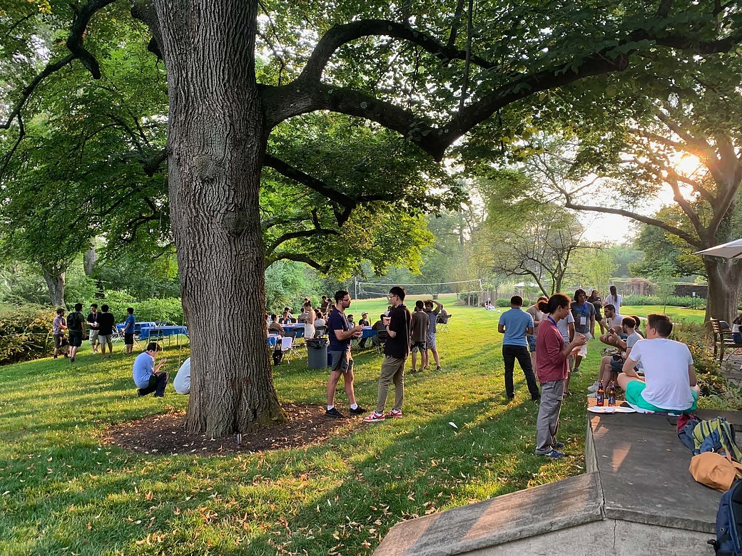 PiTP 2023 Pizza on the Lawn 2