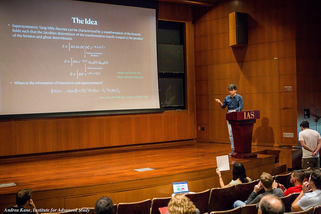 Amplitudes Conference Gong Show - Pant