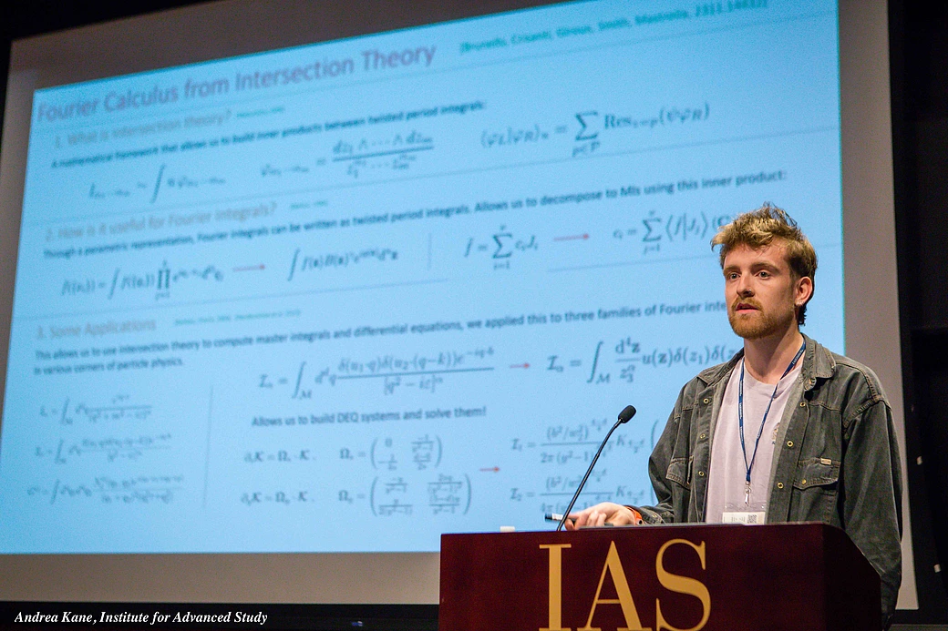 Amplitudes Conference Gong Show - Smith