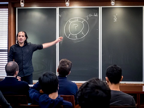 2018_12-19 Physics Group, Nima Arkani-Hamed (TC) 004